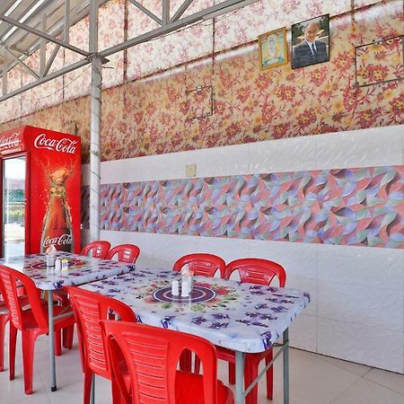 Hotel Relax Inn Diu Bagian luar foto
