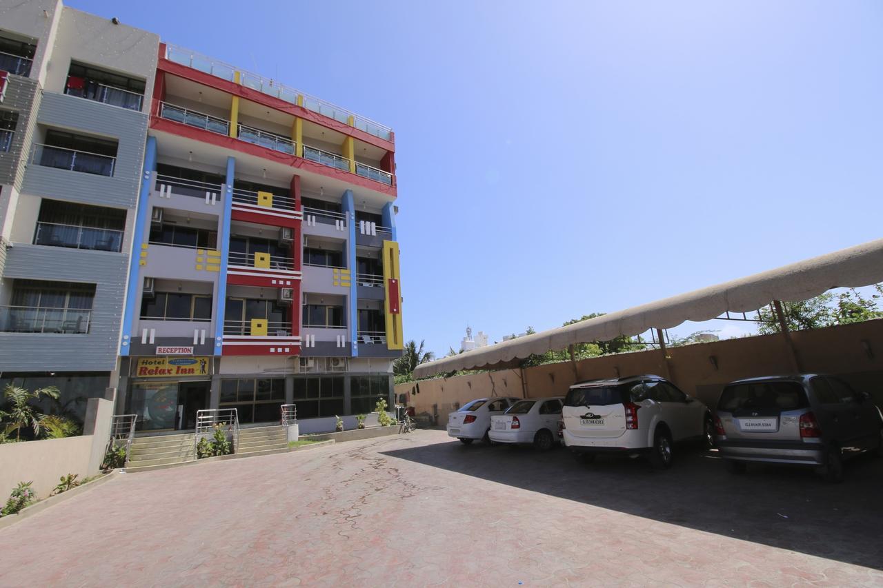 Hotel Relax Inn Diu Bagian luar foto