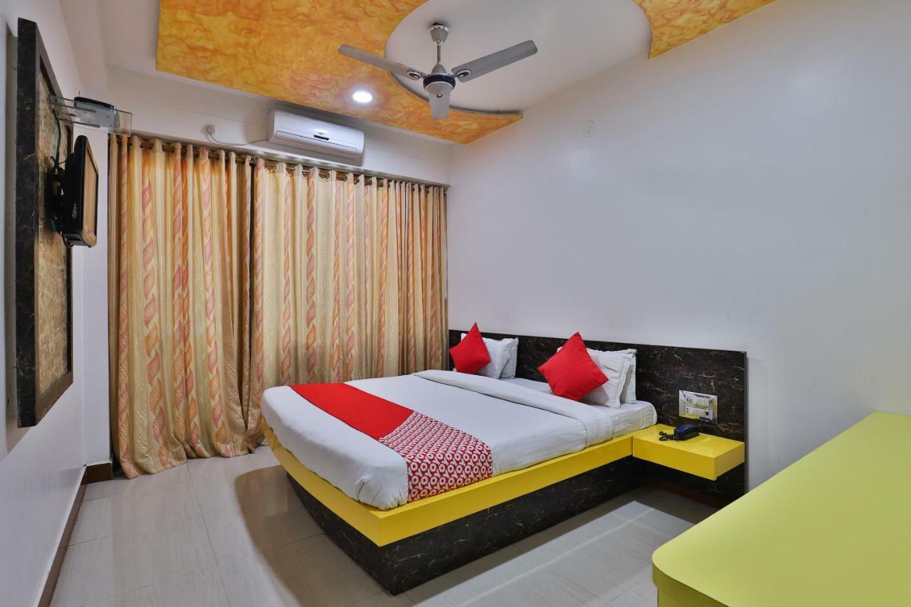 Hotel Relax Inn Diu Bagian luar foto