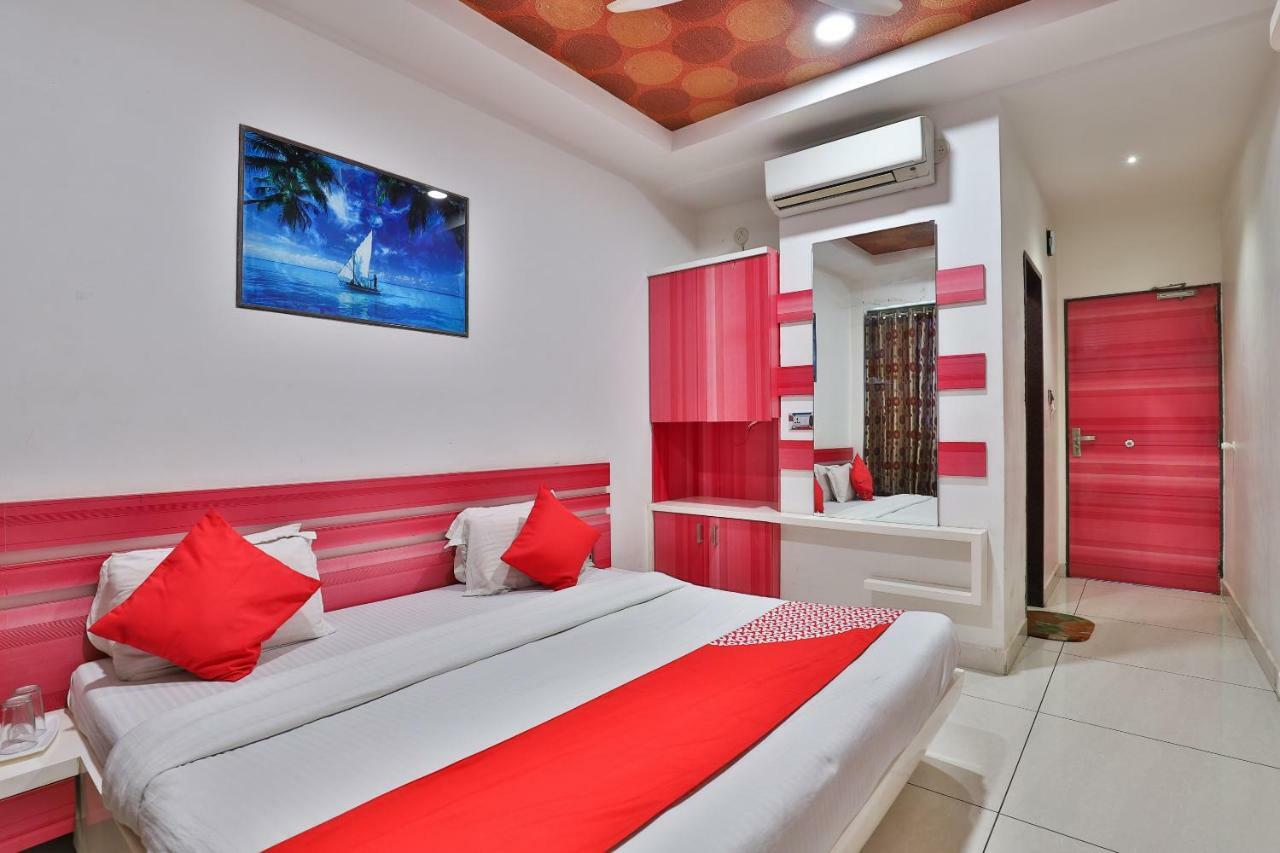 Hotel Relax Inn Diu Bagian luar foto